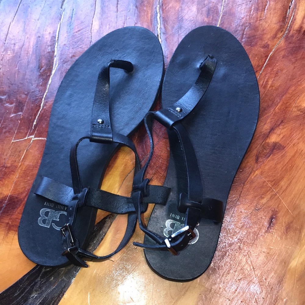 Gianni Bini Strappy Sandals!